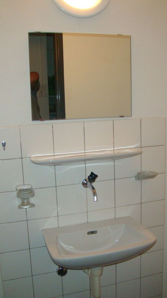 Ruth toilet